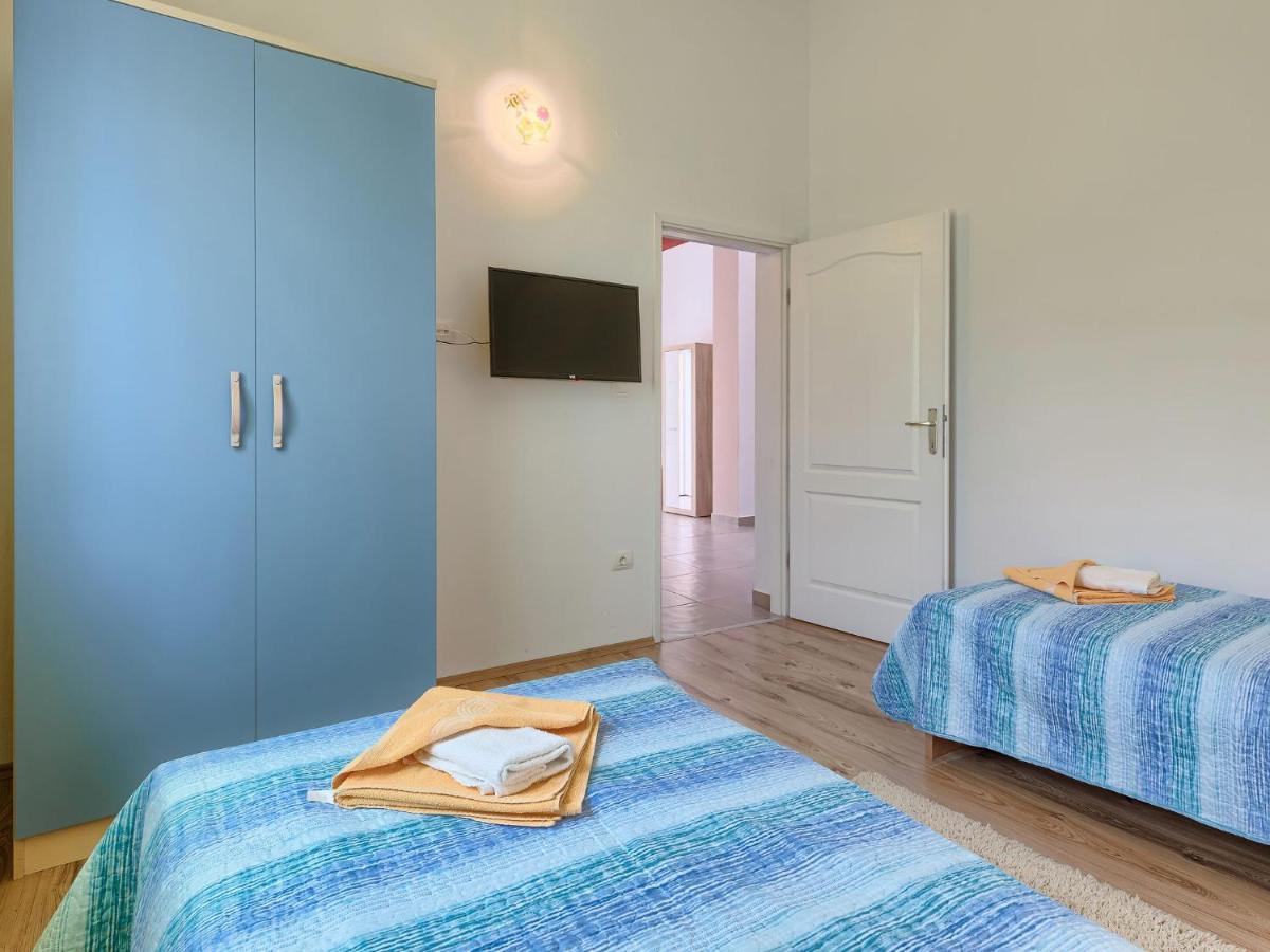 Holiday Home Goldi - Voj512 By Interhome Mednjan Exterior foto